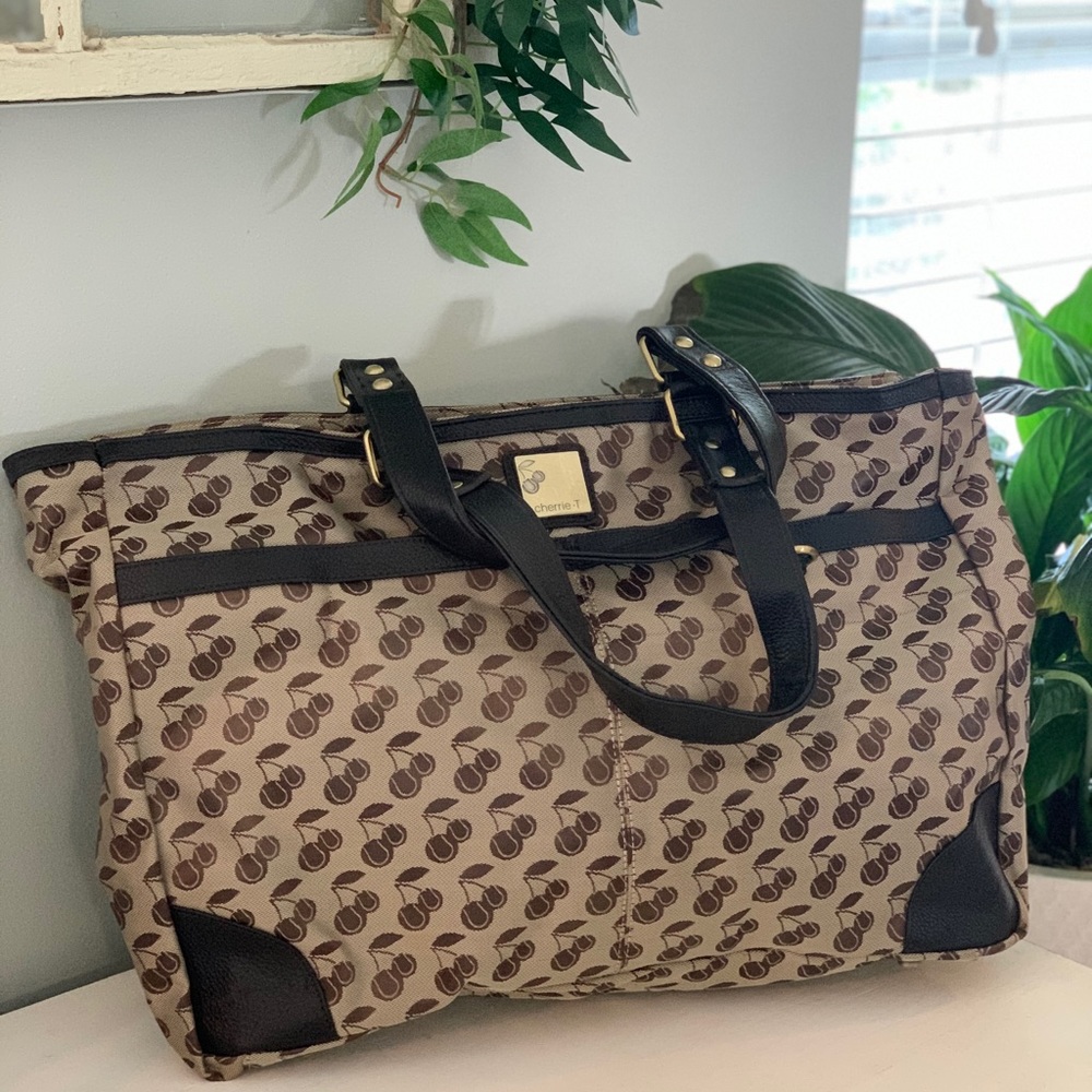 Cherrie T Tennis Tote